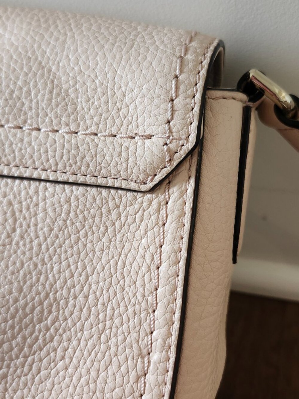 Kate Spade New York Pebbled Leather Crossbody Bag Tassel Beige Saddle Purse - Picture 12 of 16